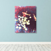 カラフルコイ魚日本の釣り池 キャンバスプリント (インサイチュ (ウッドフロア))