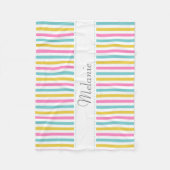 カラフルストライプなパターン名前をカスタムする フリースブランケット (正面)