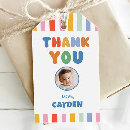 カラフルストライプの男の子 1歳の誕生日フォト ギフトタグ