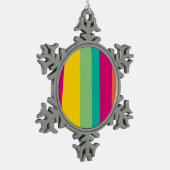 カラフルストライプパターン（の模様が）ある スノーフレークピューターオーナメント (左)