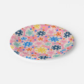 カラフルスノーフレークオンピンクホリデーパターン ペーパープレート (アングル)