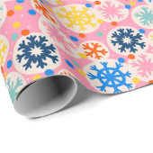 カラフルスノーフレークオンピンクホリデーパターン ラッピングペーパー (ロールコーナー)