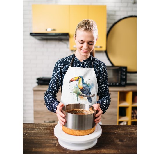 カラフルトゥーカンの枝の上に座る エプロン