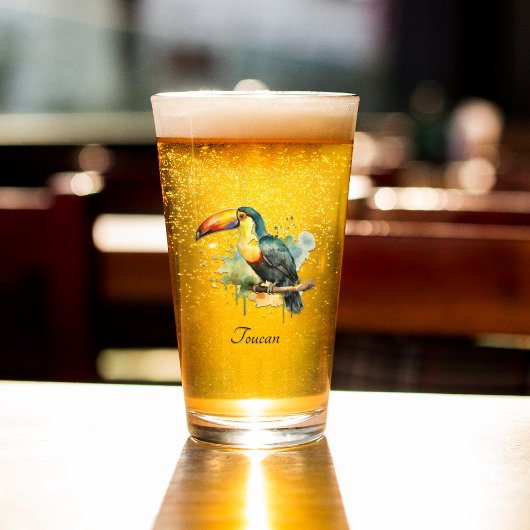 カラフルトゥーカンの枝の上に座る タンブラーグラス