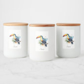 カラフルトゥーカンの枝の上に座る フードラベル (ボトル)