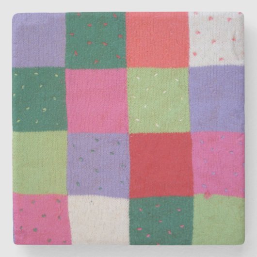カラフルニットのパッチワーク・スクウェア・ストーン・コースター ストーンコースター (正面)