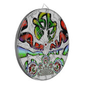 カラフルハクナマタタグラフィティアートプリント ダーツボード (正面左)