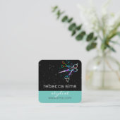 カラフルハサミと黒とティール(緑がかった色)モダンはっきりした スクエア名刺 (スタンド正面)