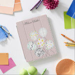 カラフルバルーンパーティーかわいいモノグラム iPadスマートカバー<br><div class="desc">カラフルパーティーバルーンの色のパステルの背景違うを持つ独自のモノグラムから選択する。</div>