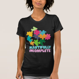 カラフルパズルピース 不完全な美しさ Tシャツ