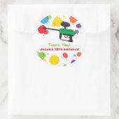 カラフルパントボール少年バースデーパーティステッカー ラウンドシール (バッグ)