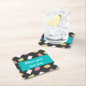 カラフルブラシストロークの黒カスタム文字 スクエアペーパーコースター (インサイチュ)