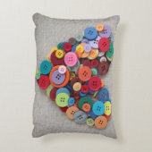 カラフルボタンのハート アクセントクッション (裏面(縦))