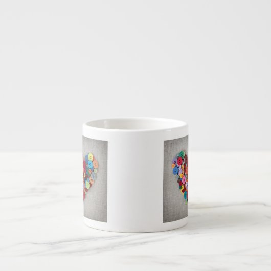 カラフルボタンのハート エスプレッソカップ (正面)