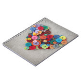 カラフルボタンのハート ノートブック (左側)