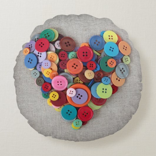カラフルボタンのハート ラウンドクッション (正面)