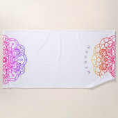 カラフルマンダラカワイトモノグラムビーチタオル ビーチタオル (正面)