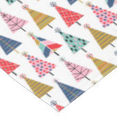 カラフルモダンHoliday Treesパターン テーブルクロス (アングル)