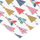 カラフルモダンHolidayTreesパターン ショートテーブルランナー (コーナー)