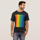 カラフルレインボーポリゴン抽象的な三角形の幾何学模様 Tシャツ (正面フル)