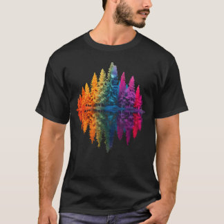 カラフルレインボー森林ツリーの反射野生生物 Tシャツ