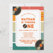 カラフルレトロビニール第1子供の誕生日グルーヴィ 招待状 (正面)