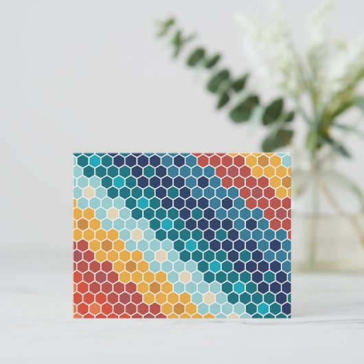 カラフルレトロフローラモザイク六角形パターン シーズンポストカード (スタンド正面)