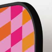 カラフルレトロ美意識チェック模様ホットピンク ピックルボールラケット (左詳細)