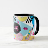 カラフルレトロ1990年代の90年代パターンモノグラム マグカップ (正面右)