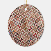 カラフルヴィンテージスプールパッチワークキルトパターン セラミックオーナメント (左)