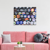 カラフルヴィンテージレトロバッジコレクション キャンバスプリント (インサイチュ (リビング))