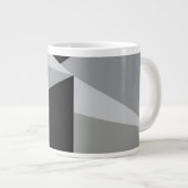 カラフル三角形パターンデザイン ジャンボコーヒーマグカップ (正面右)