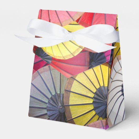 カラフル傘の持ち込みボックス フェイバーボックス (正面サイド)