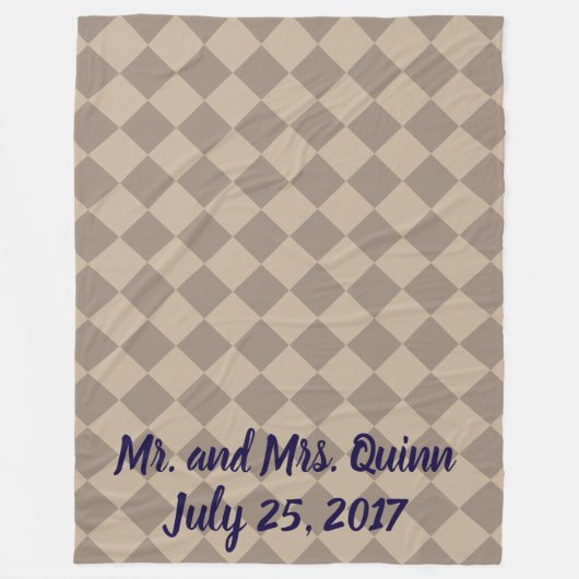 カラフル市松模様に- Dusty Beige フリースブランケット (正面)