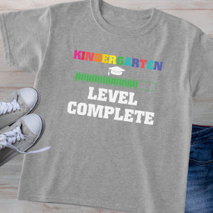 「カラフル幼稚園レベル完了」お子様 Tシャツ