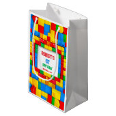 カラフル建物ブロック誕生日抱き枕 スモールペーパーバッグ (正面アングル)