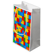 カラフル建物ブロック誕生日抱き枕 スモールペーパーバッグ (裏面アングル)