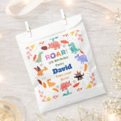 カラフル恐竜をテーマにした誕生日パーティー フェイバーバッグ (クリップ留めされた状態)