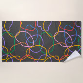カラフル抽象芸術波線パターン ビーチタオル (正面)