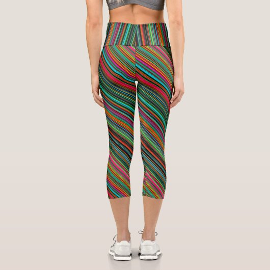 カラフル数々の色ストライプの柄 カプリレギンス (裏面)