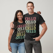 カラフル文字チェロ・チェリスト Tシャツ (ユニセックス)