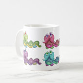 カラフル毛虫キャラクターおもしろいお洒落 コーヒーマグカップ (正面左)