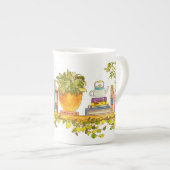 カラフル水彩本棚 ボーンチャイナマグカップ (正面右)