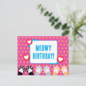 カラフル水玉模様キャットポーズアップハッピーバースデー ポストカード (スタンド正面)