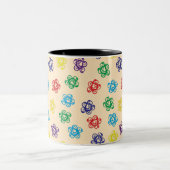 カラフル渦巻形の花 ツートーンマグカップ (中央)