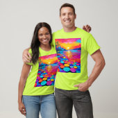 カラフル湖アットサンセット Tシャツ (ユニセックス)