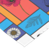 カラフル箱のケシ テーブルクロス (アングル)