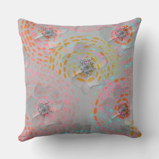 カラフル線の付いた点々のある花模様 クッション (裏面)