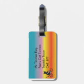 カラフル自転車でタキシードを走る猫 ラゲッジタグ (裏面縦)