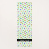 カラフル花、緑（淡色）、背景（黒） ヨガマット (裏面)